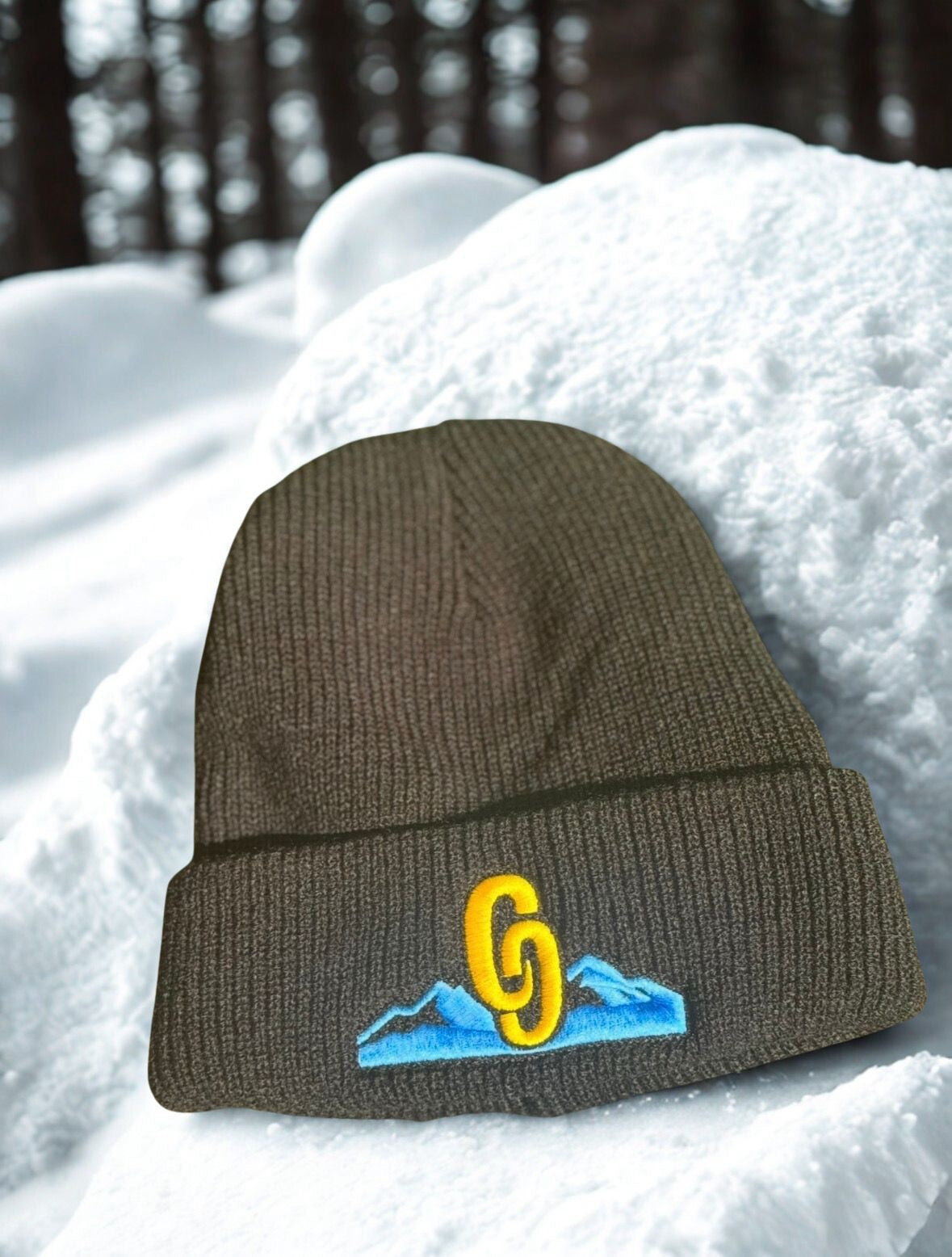 Black beanie with the CG Original logo in Blue and yellow front view